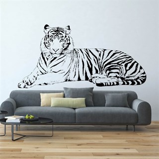 Ein schöner Wandaufkleber mit einem liegenden gestreiften Tiger