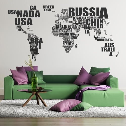 Wandsticker Weltkarte, wo jedes Land in Buchstaben geschrieben ist