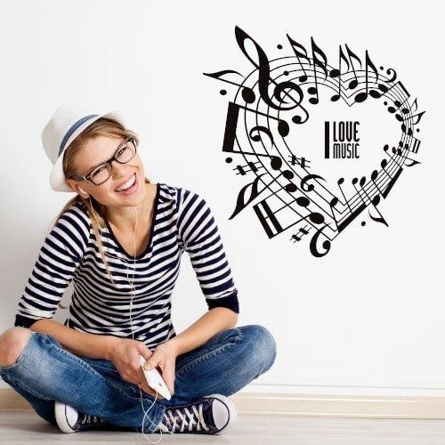 Wallstickers med den fedeste motiv af noder og tekst I love music